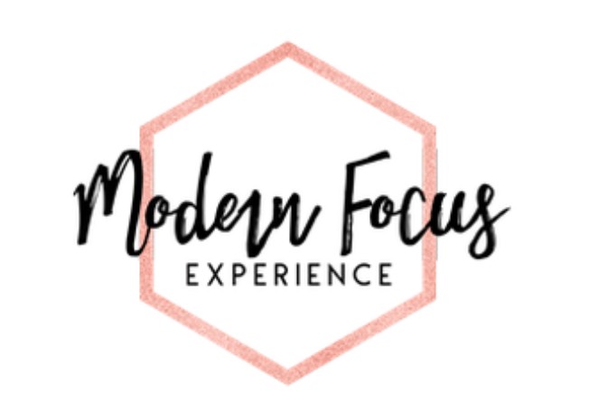 Modern focus photobooth logo
